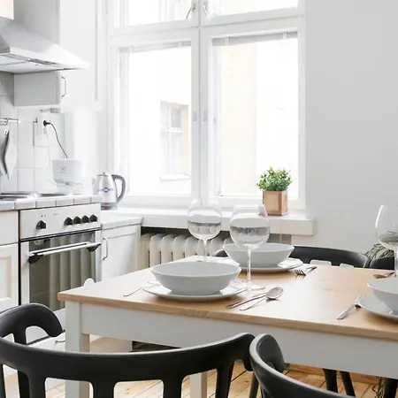Διαμέρισμα 2ndhomes & Spacious 85m2 In Yrjoenkatu Ελσίνκι
